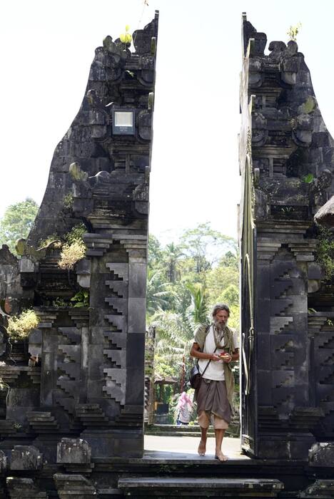Brama candi bentar — Indonezja