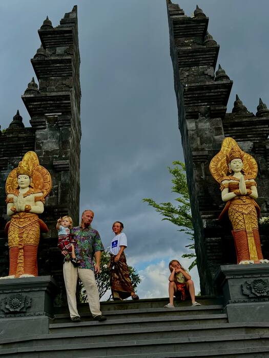 Lempuyang i wulkan Agung — Indonezja