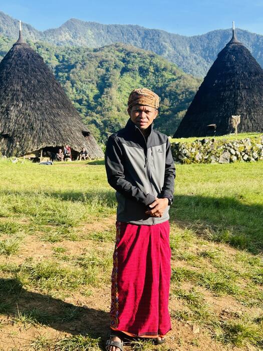 Gospodarz Wae Rebo — Indonezja