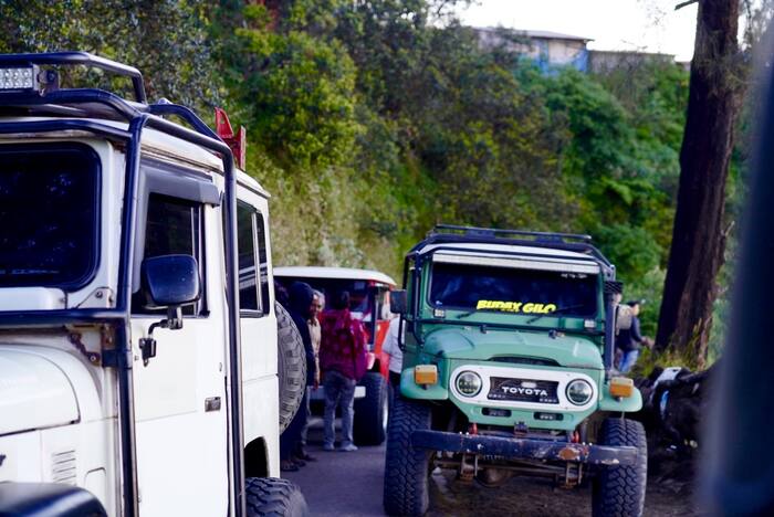 Jeepy pod Bromo — Indonezja