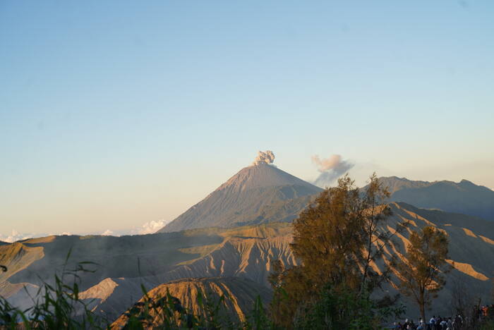 Oddech Semeru — Indonezja