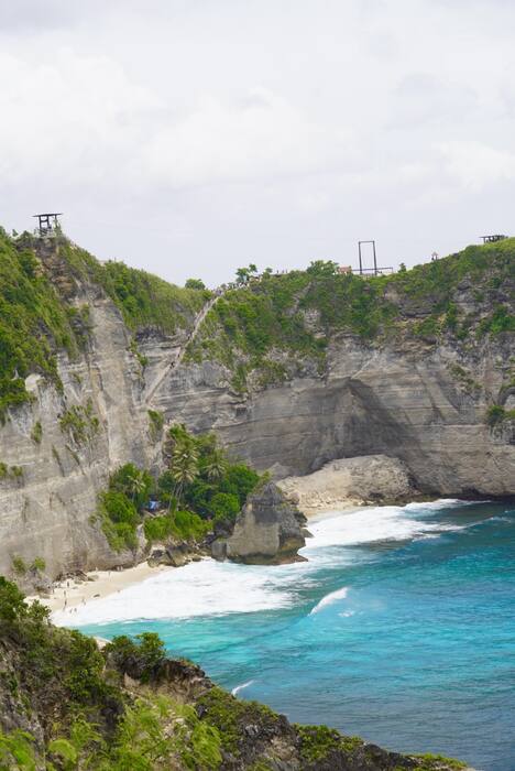 Klify Nusa Penidy — Indonezja