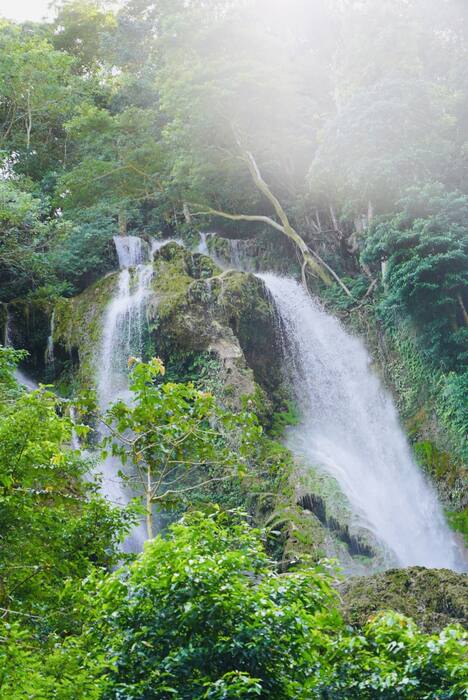 Wodospad Waimarang — Indonezja
